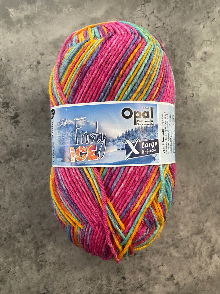 Opal // Self Patterning Sock Yarn // 8ply