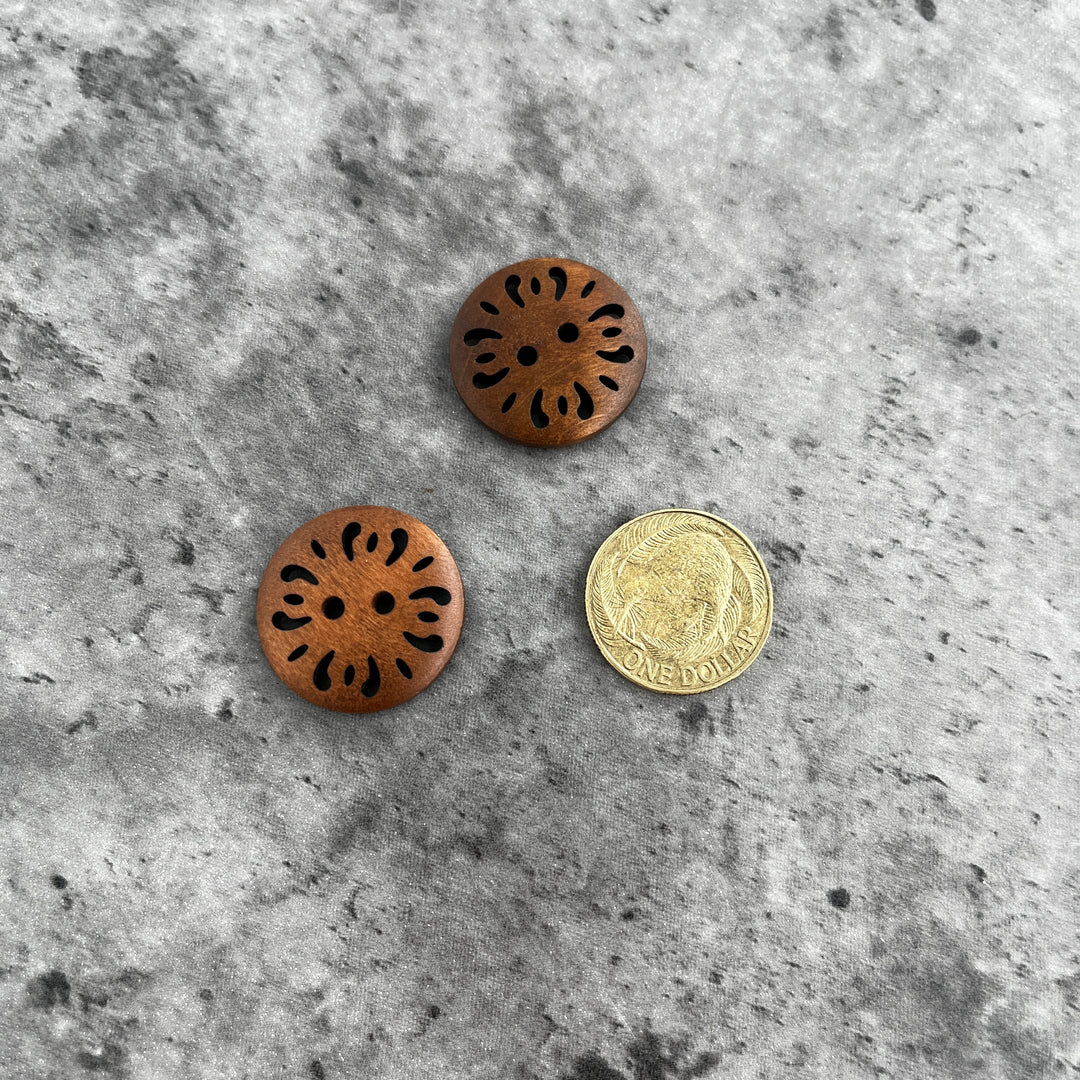 Natty Notions Wooden Button Chocolate Vintage - 25mm