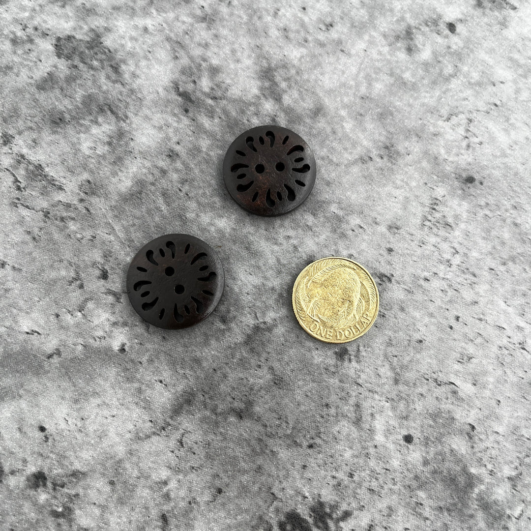Natty Notions Wooden Button Tan Vintage - 25mm