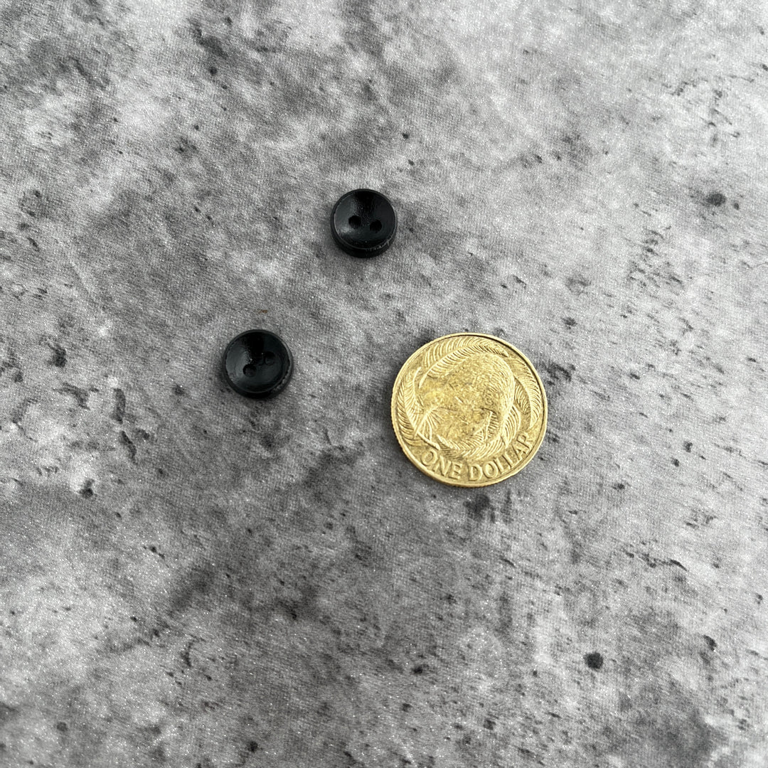 Natty Notions Wooden Button Black concave - 10mm