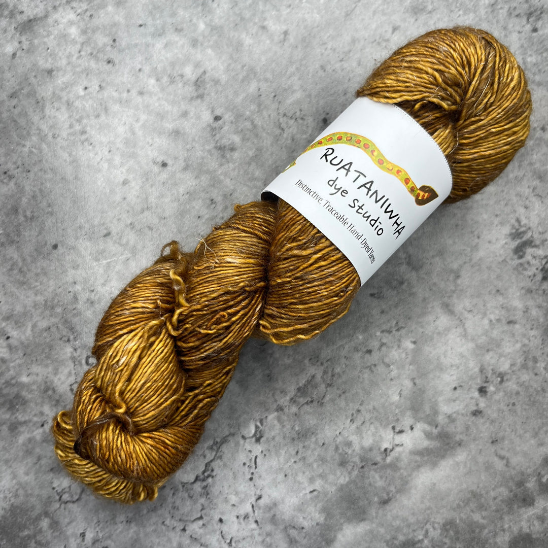 Ruataniwha Dye Studio Merino Linen // 4ply