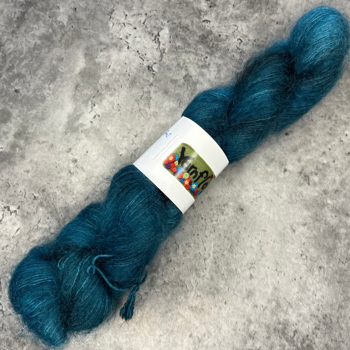 Yarnfloozy Mohair Silk // 2ply