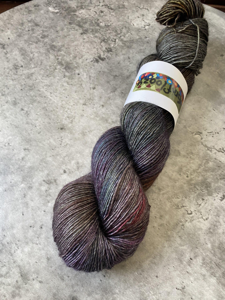 Yarnfloozy Sage Merino Silk // 4ply