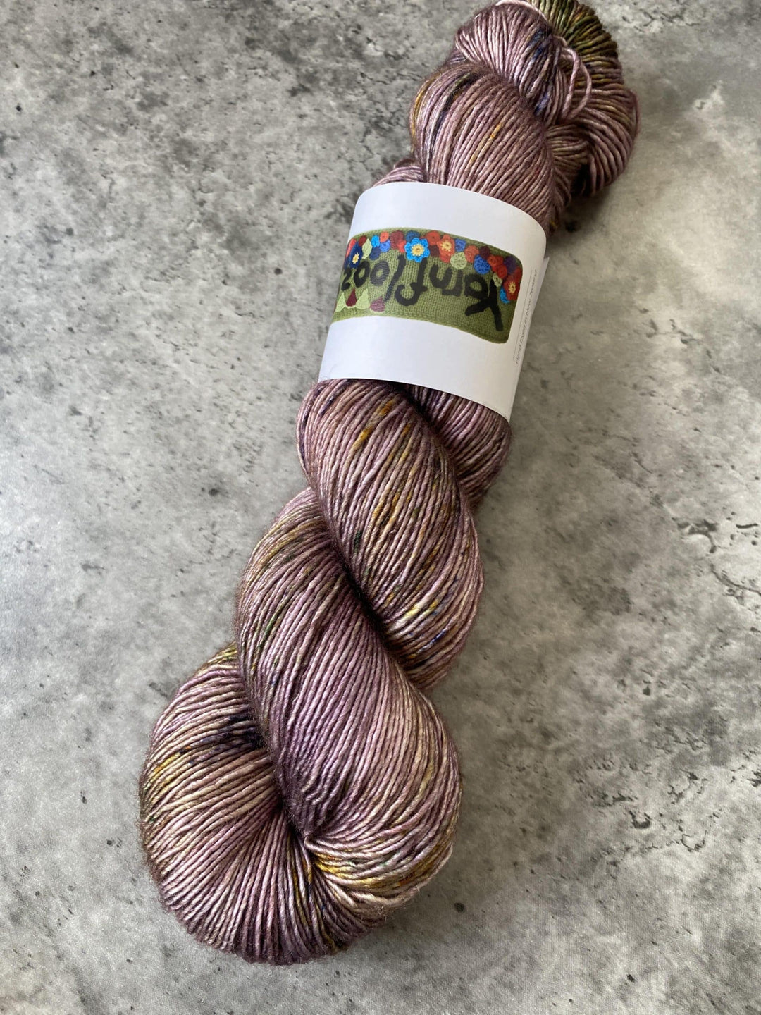 Yarnfloozy Sage Merino Silk // 4ply