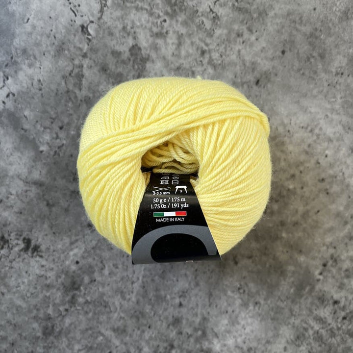 Sesia // Mistral Unshrinkable Merino // 4ply