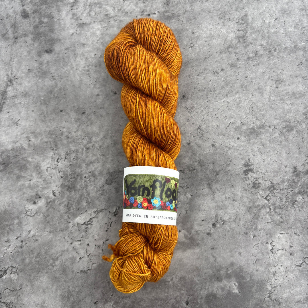Yarnfloozy Sage Merino Silk 4ply