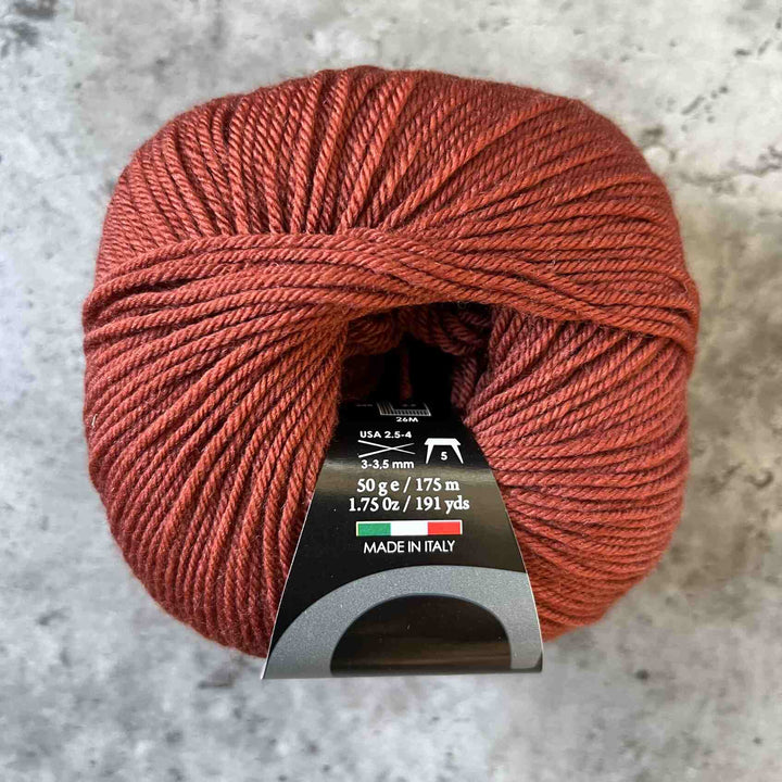 Sesia // Mistral Unshrinkable Merino // 4ply