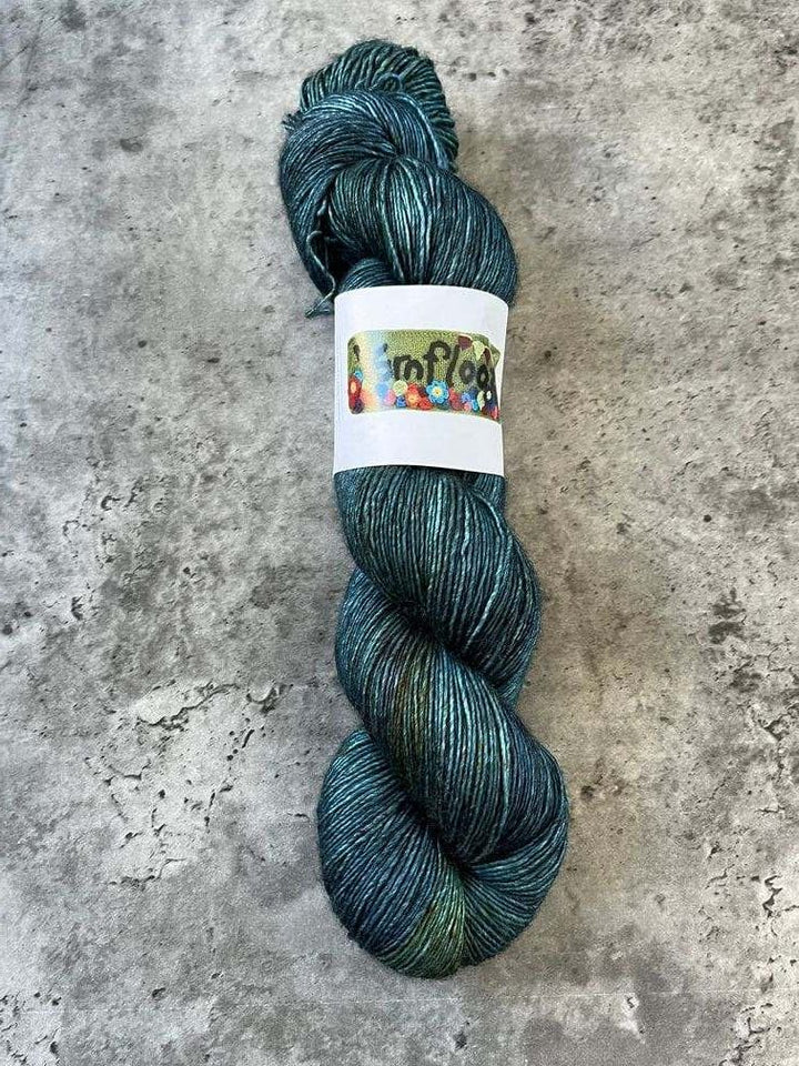 Yarnfloozy Sage Merino Silk // 4ply