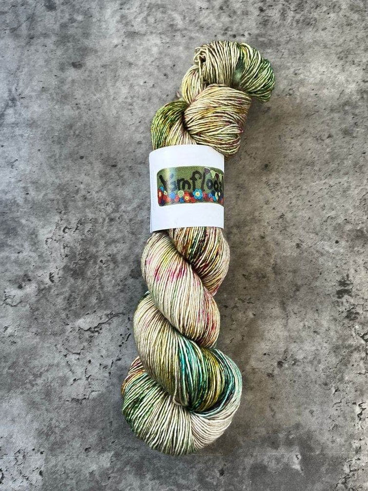 Yarnfloozy Sage Merino Silk // 4ply