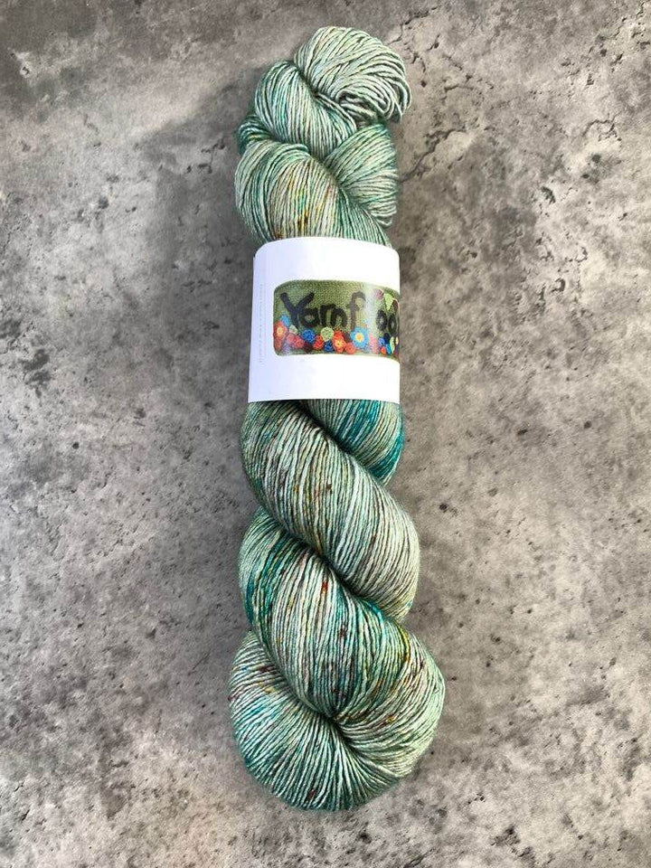 Yarnfloozy Sage Merino Silk // 4ply