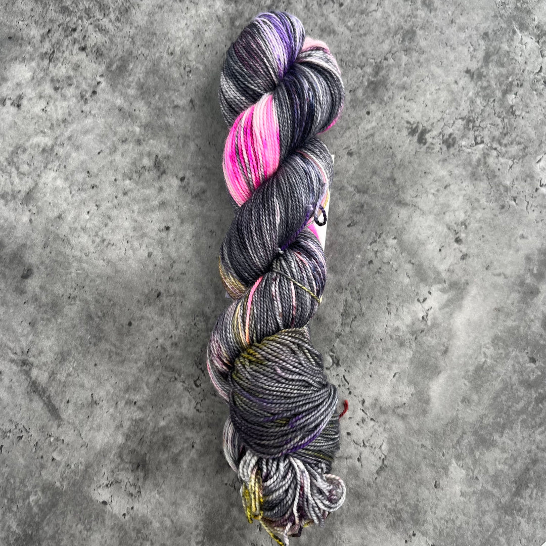 KiwiYarn-A High Twist Merino // 4ply