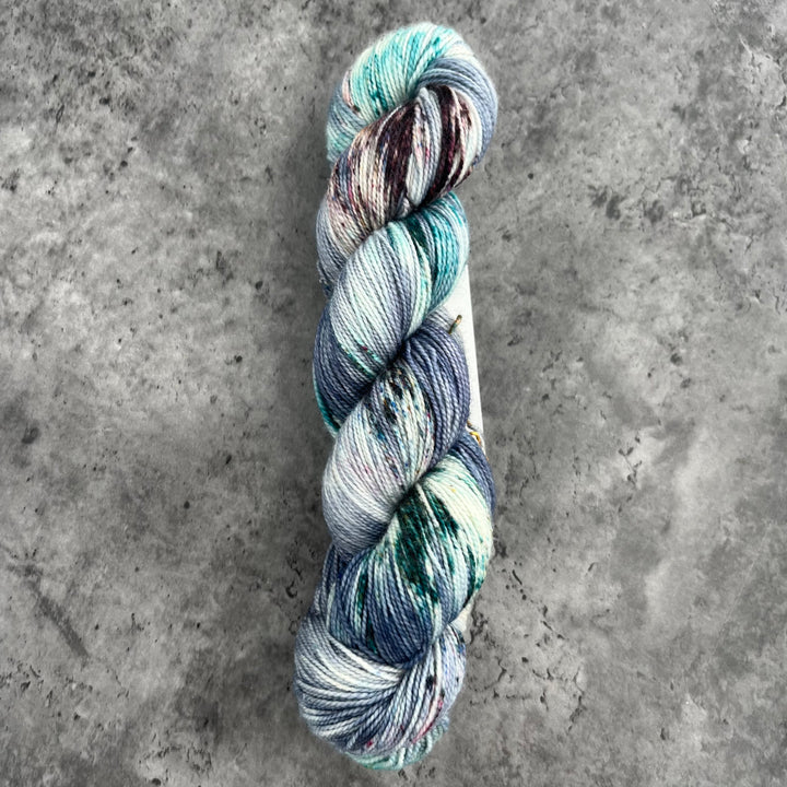 KiwiYarn-A High Twist Merino // 4ply
