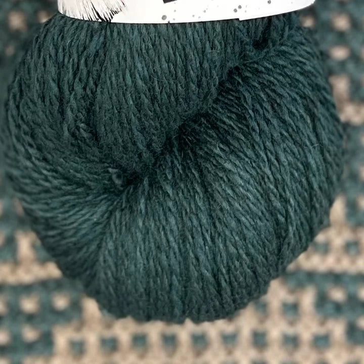 Outlaw Yarn // Rebel Light