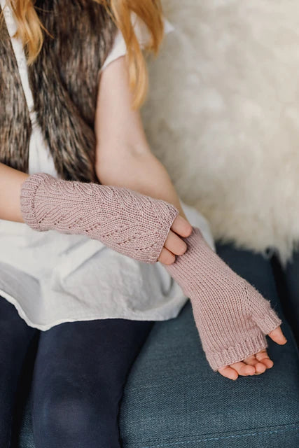 Mini Albizia Fingerless Gloves by Purl Foundry - Printed Pattern