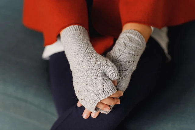 Mini Albizia Fingerless Gloves by Purl Foundry - Printed Pattern