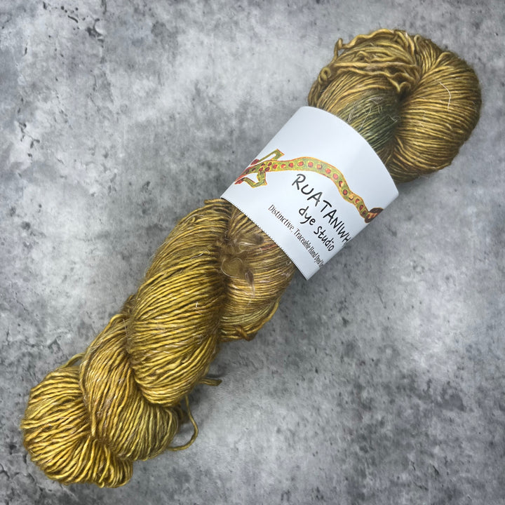 Ruataniwha Dye Studio Merino Linen // 4ply