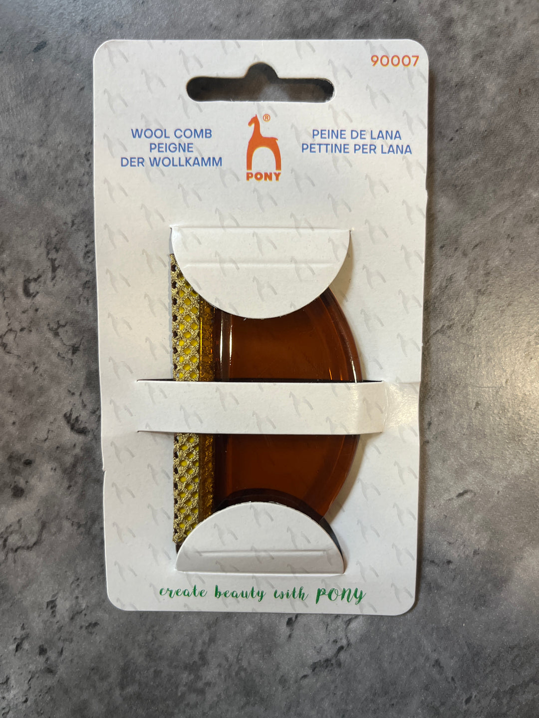 Pony // Wool Comb Pill Remover