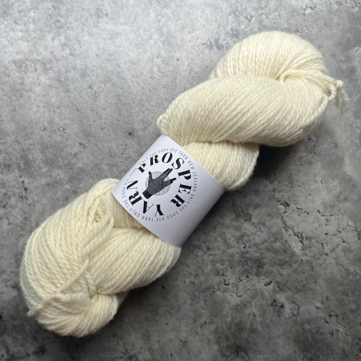 Prosper Yarn Epic  // 10ply