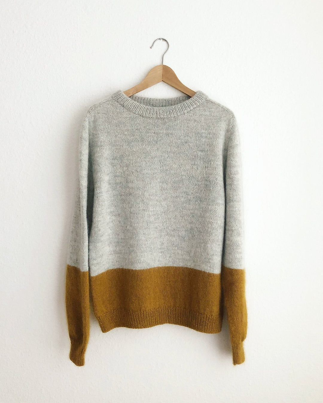 Contrast Sweater by Petite Knit - Printed Pattern