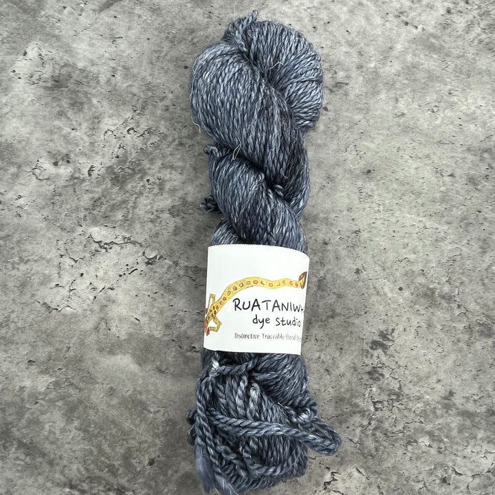 Ruataniwha Dye Studio Merino Linen // 10ply