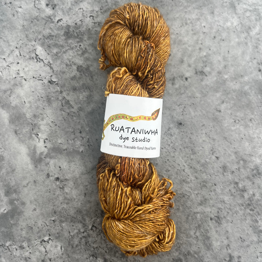 Ruataniwha Dye Studio Merino Linen // 4ply