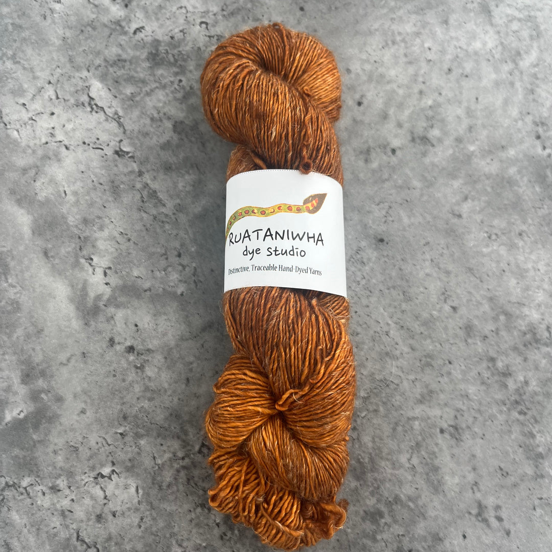 Ruataniwha Dye Studio Merino Linen // 4ply