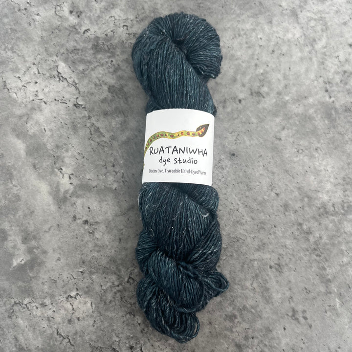 Ruataniwha Dye Studio Merino Linen // 4ply