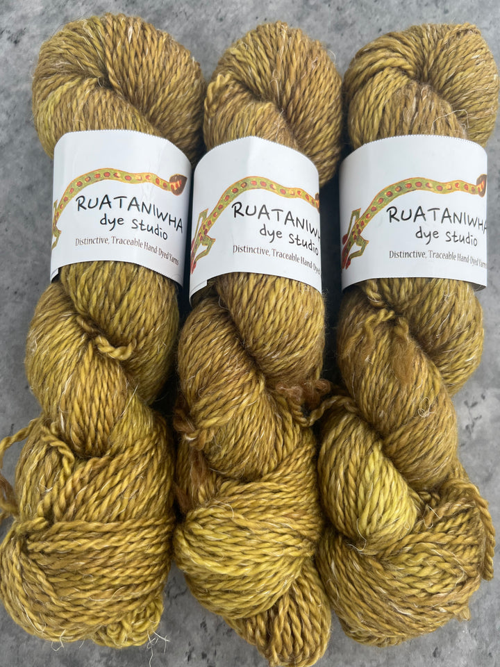 Ruataniwha Dye Studio Merino Linen // 10ply