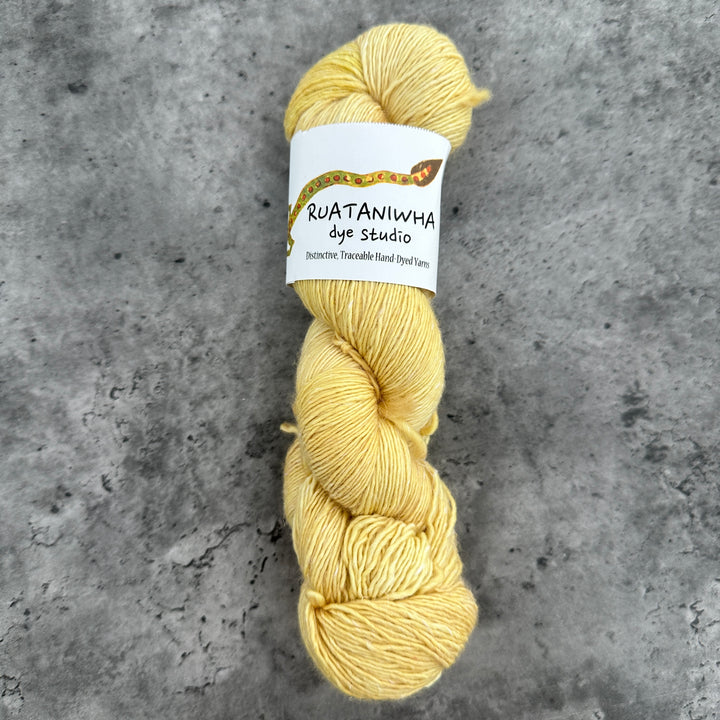 Ruataniwha Dye Studio Merino Linen 4ply