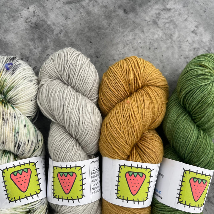 Strawberry Patches Yarns // Sock Yarn // 4ply