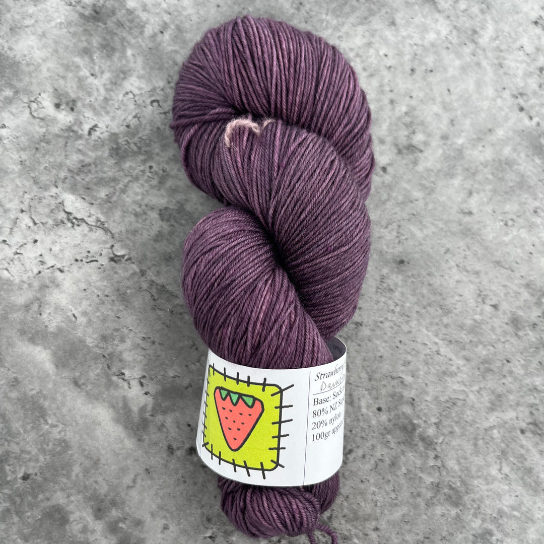 Strawberry Patches Yarns // Sock Yarn // 4ply