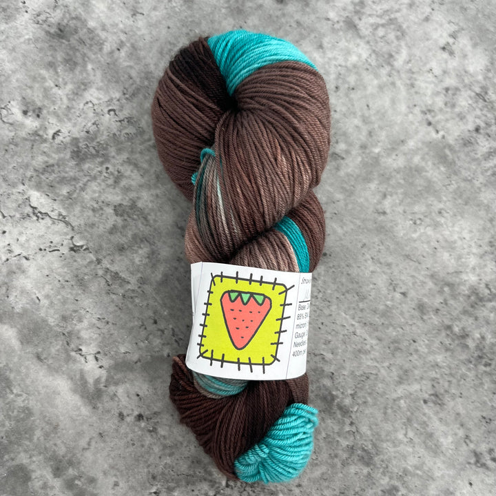 Strawberry Patches Yarns // Sock Yarn // 4ply