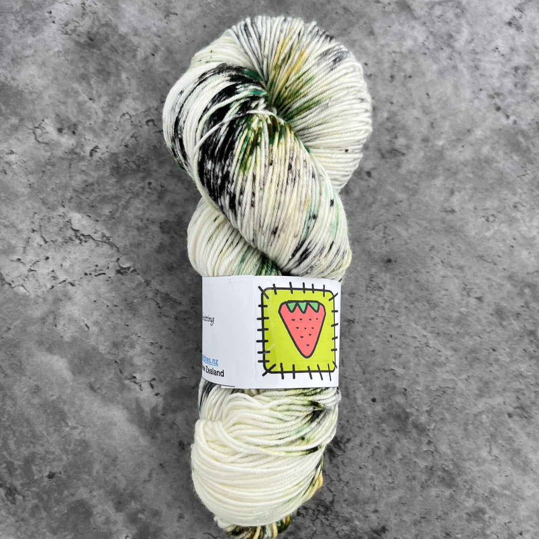 Strawberry Patches Yarns // Sock Yarn // 4ply