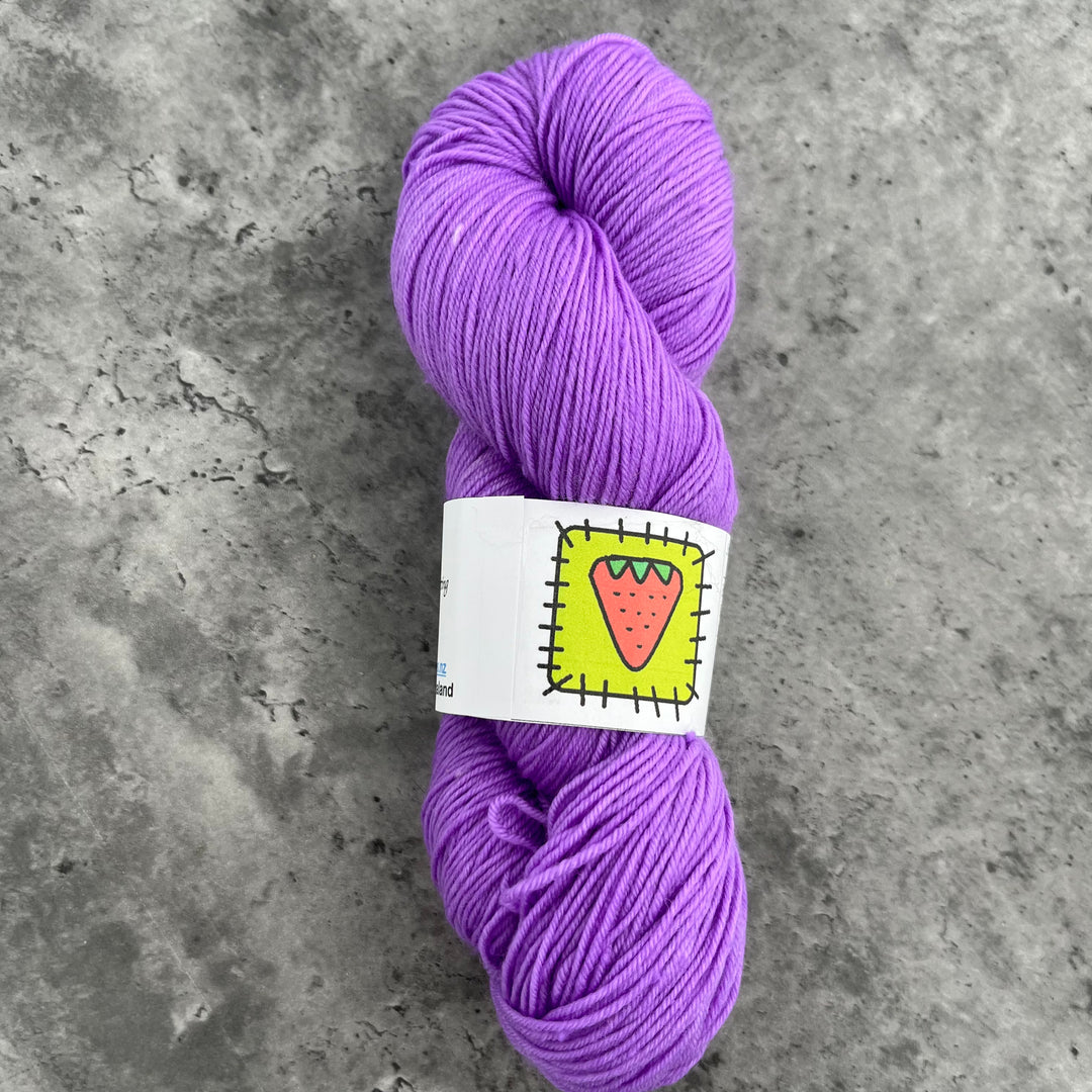 Strawberry Patches Yarns // Sock Yarn // 4ply