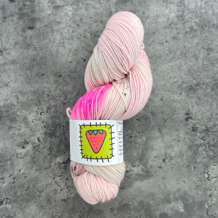 Strawberry Patches Yarns Sock 4ply