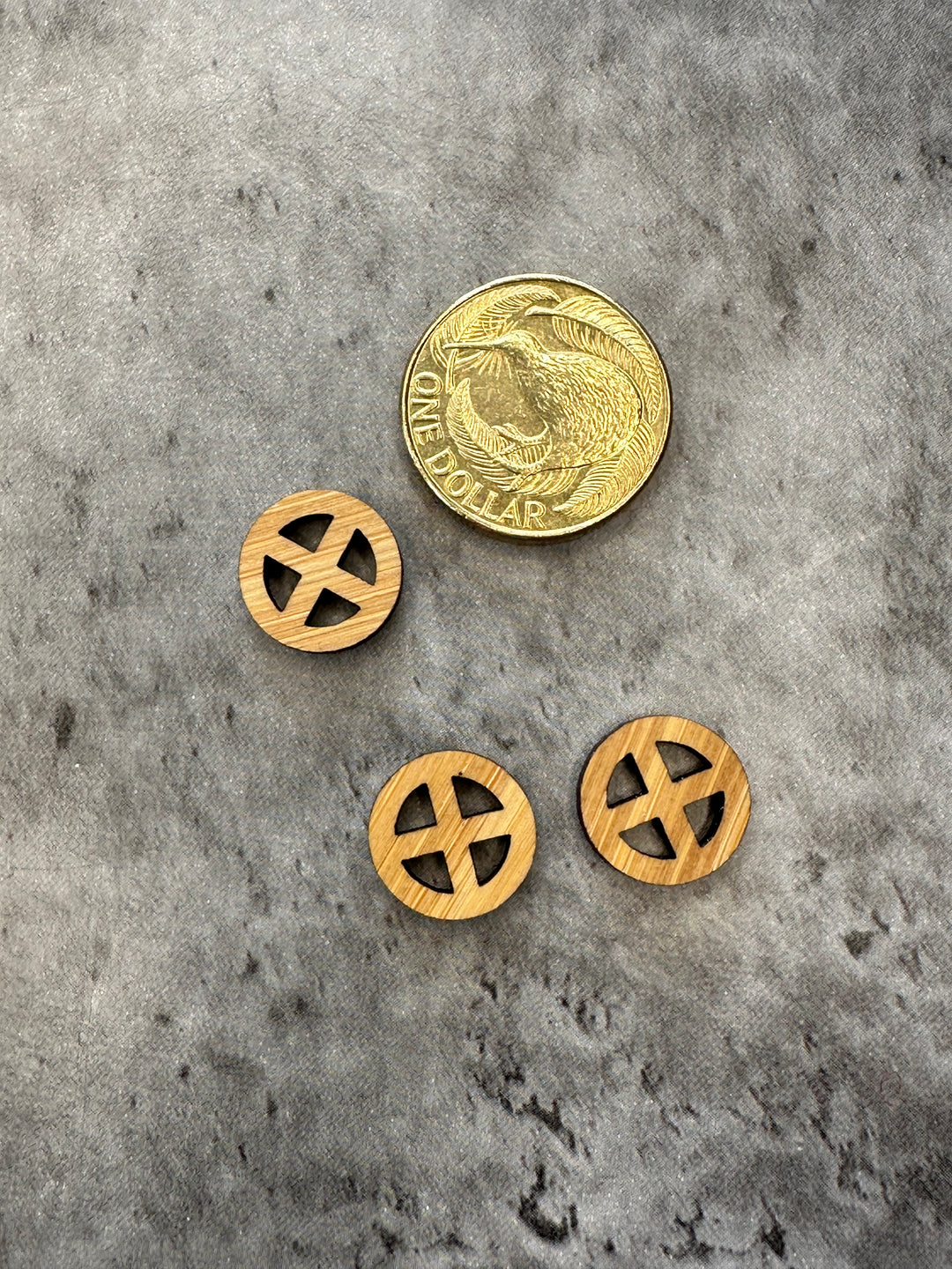 Wood suncross Button Small - 14mm