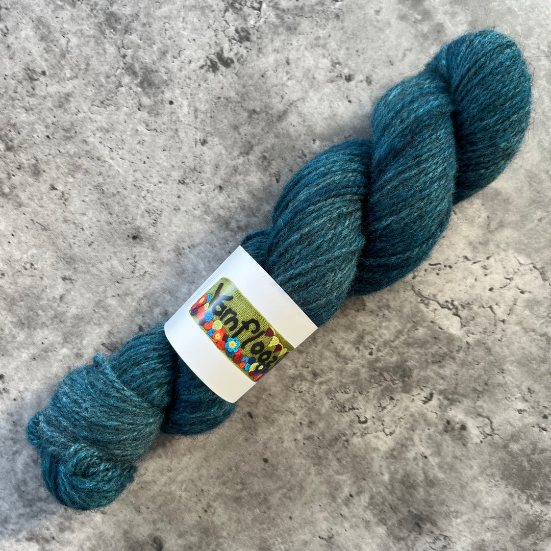 Yarnfloozy Brushtail // 4ply