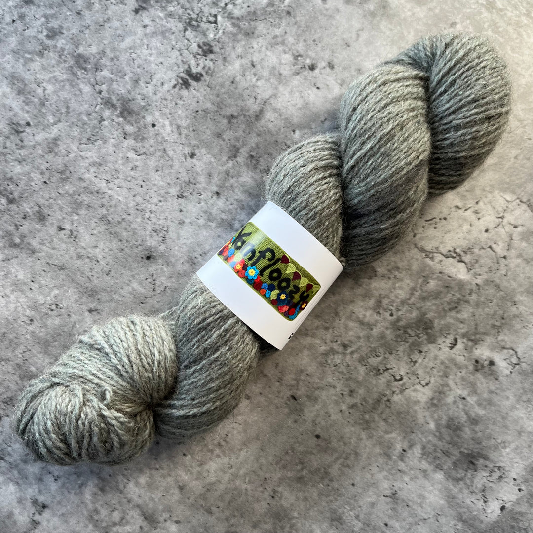 Yarnfloozy Brushtail // 4ply