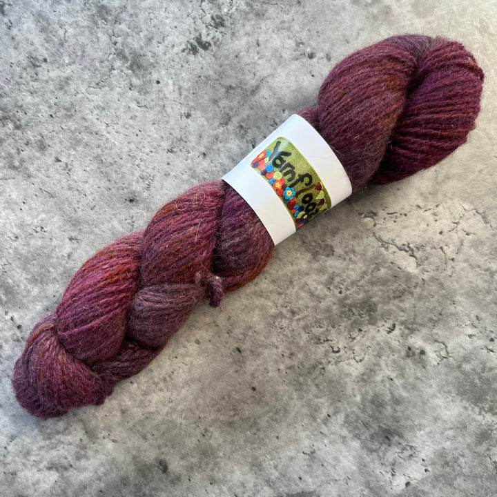 Yarnfloozy Brushtail // 4ply