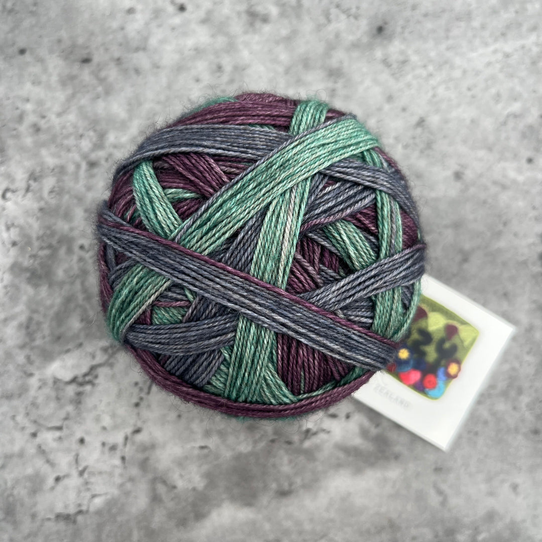 Yarnfloozy Machinist Sock SELF STRIPING 4ply