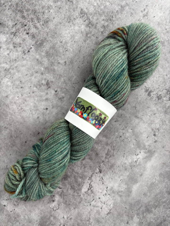 Yarnfloozy Brushtail // 8ply