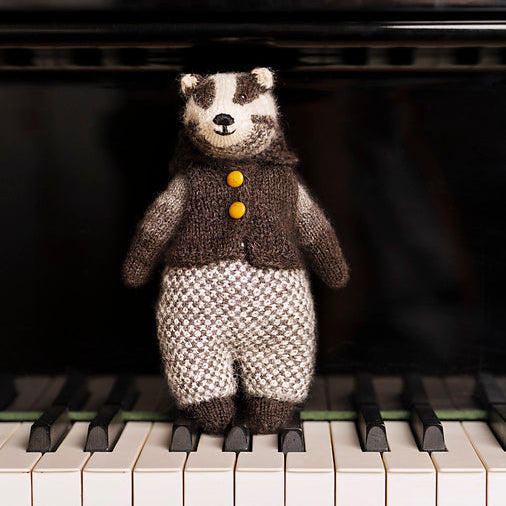 Edward the Badger YARN AND OUTFIT Kit