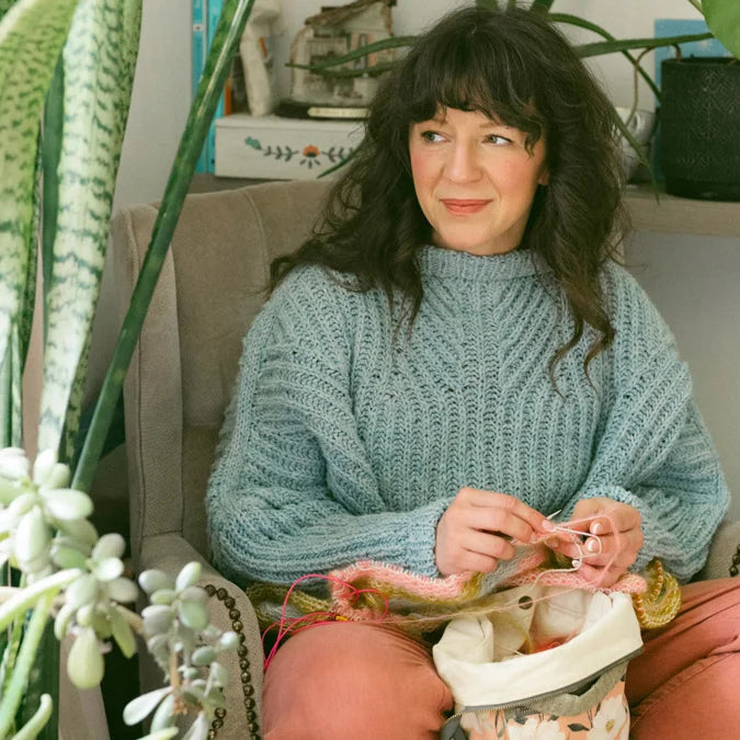 Field Notes: 20 Textured Knits for Everyday Beauty by Laine Publishing