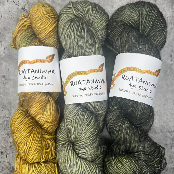 Ruataniwha Dye Studio Merino Linen // 4ply