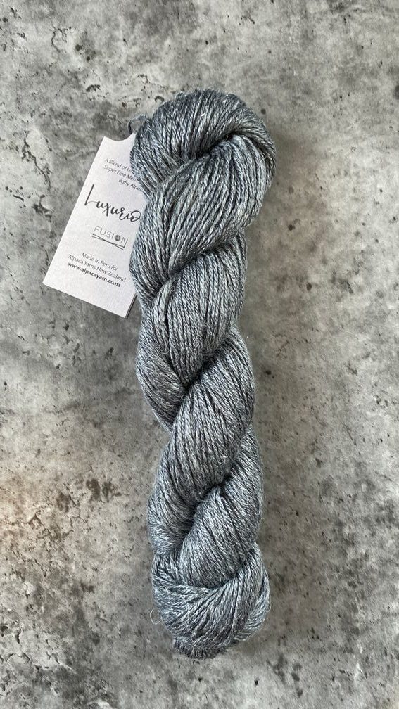 Alpaca Yarns Luxurious Fusion  // 4ply