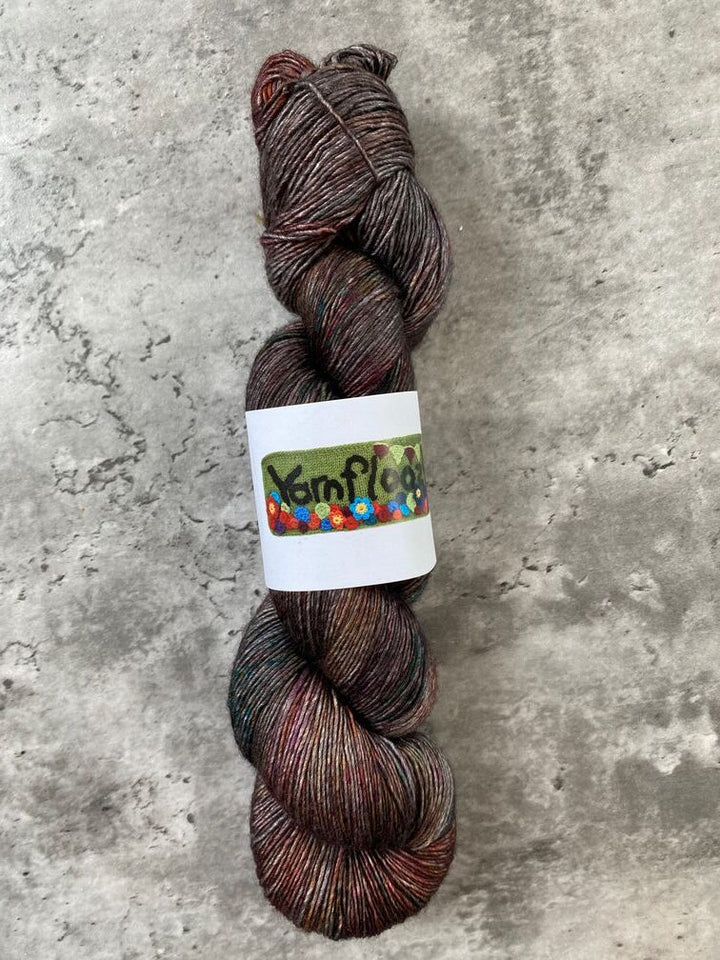 Yarnfloozy Sage Merino Silk // 4ply